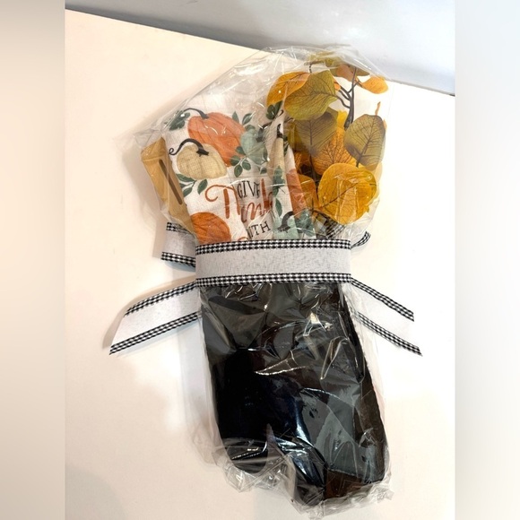 Fall Hostess Gift Pot Holder, Towel, Utensils Pumpkin Thanksgiving NEW - Picture 4 of 4